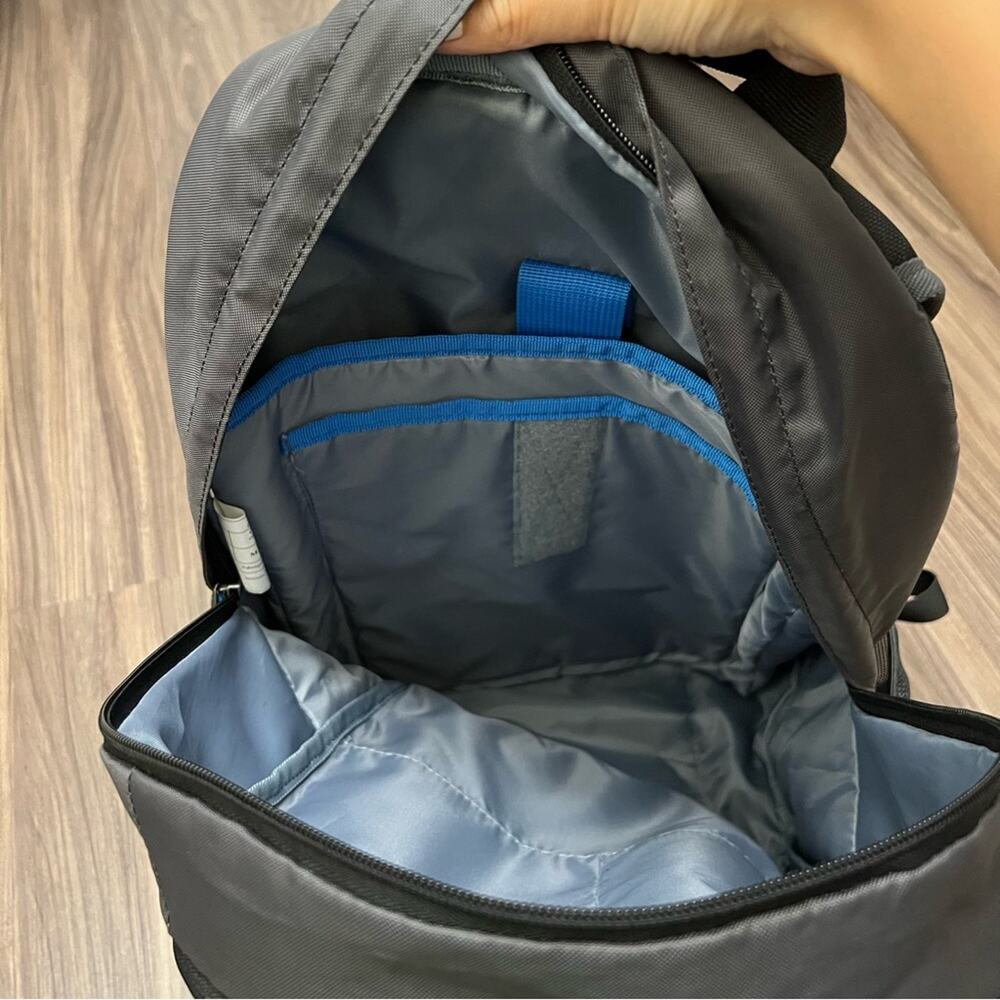 DELL Backpack 15.6” grey - Picture 3 of 9